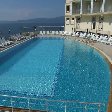 Dogalya Otel 3*